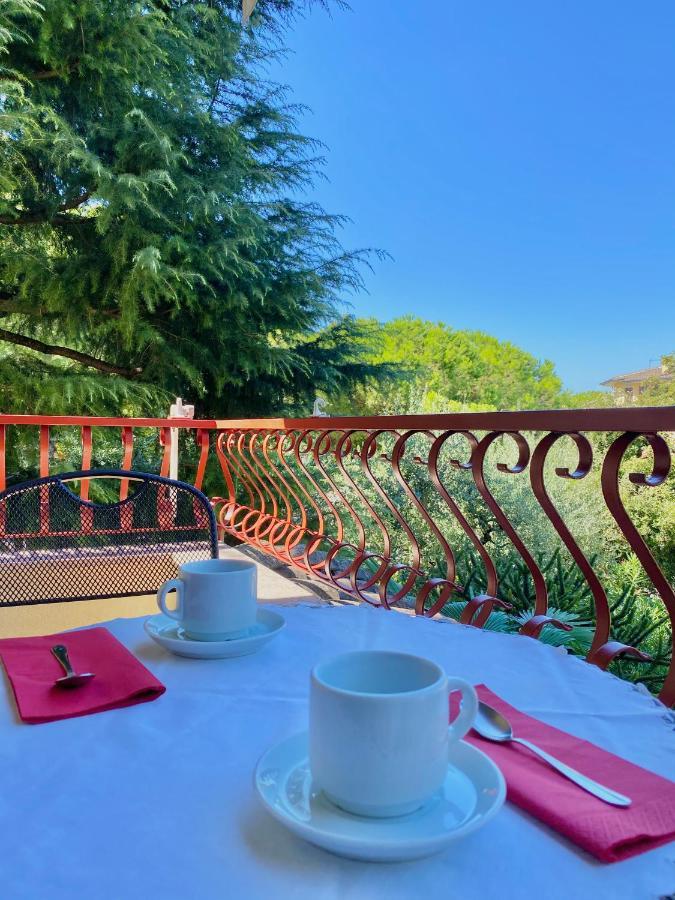 Jolly Apartments Sirmione Exterior foto
