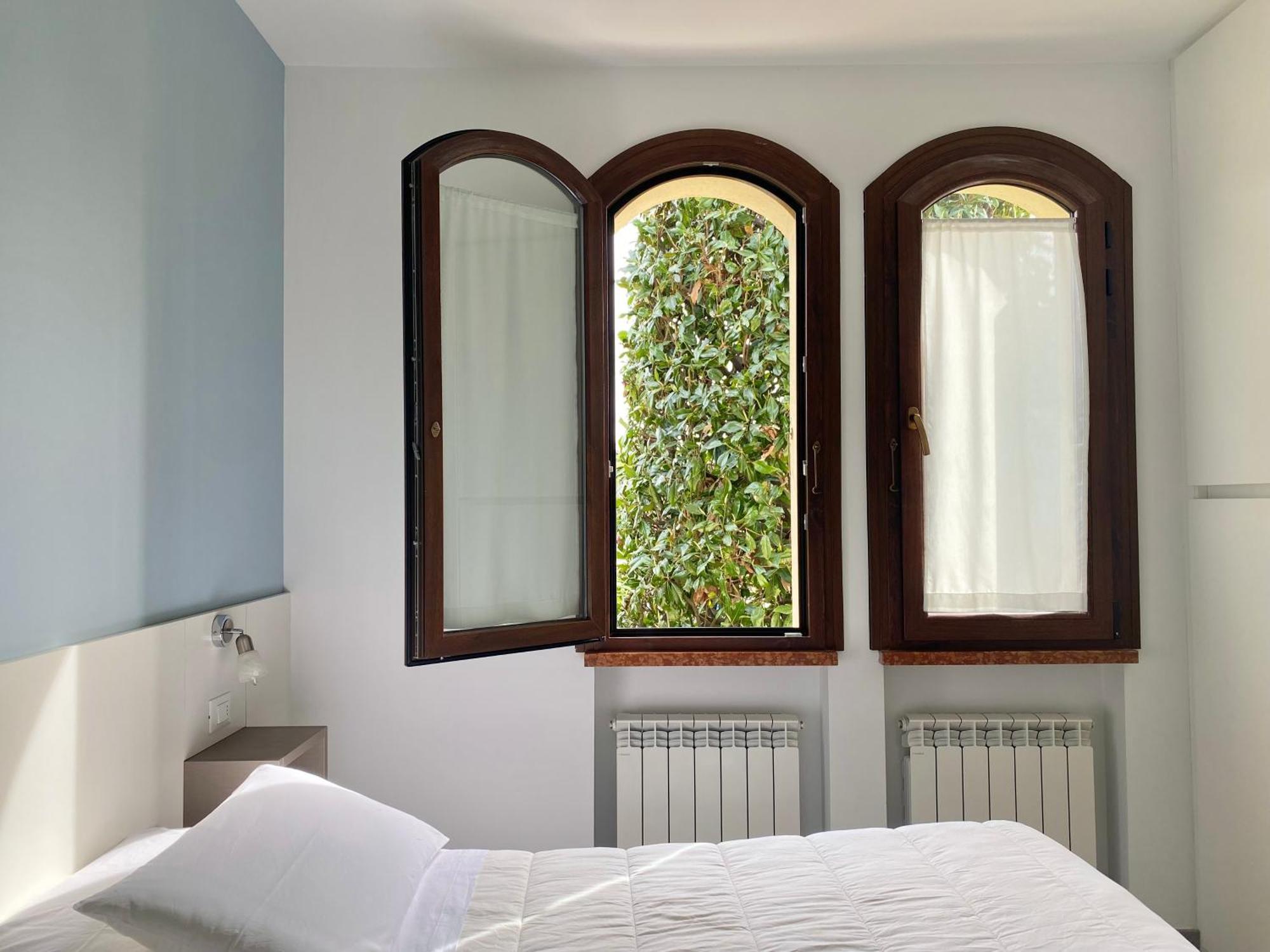 Jolly Apartments Sirmione Exterior foto